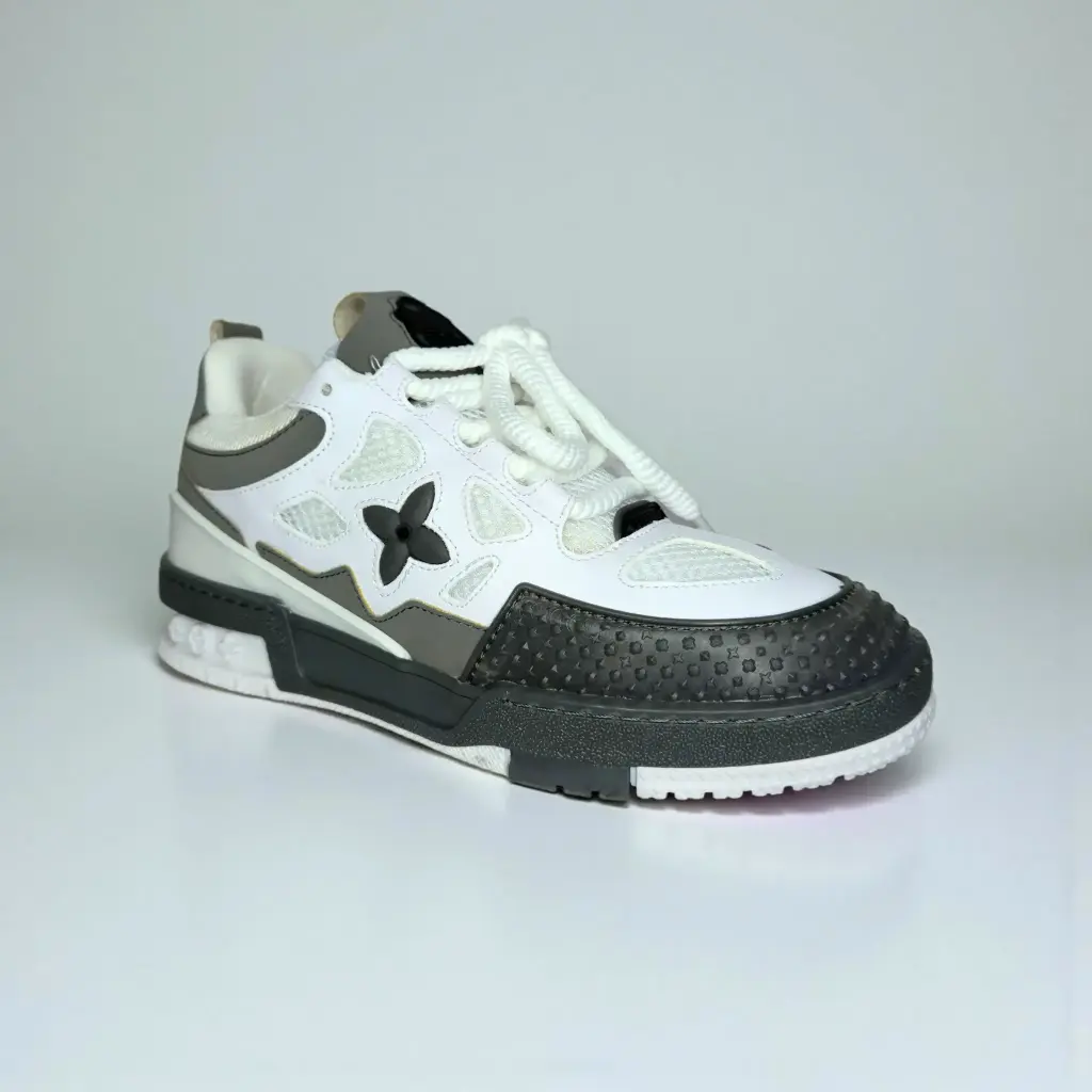 Sneaker LV Skate Blanco Oxford