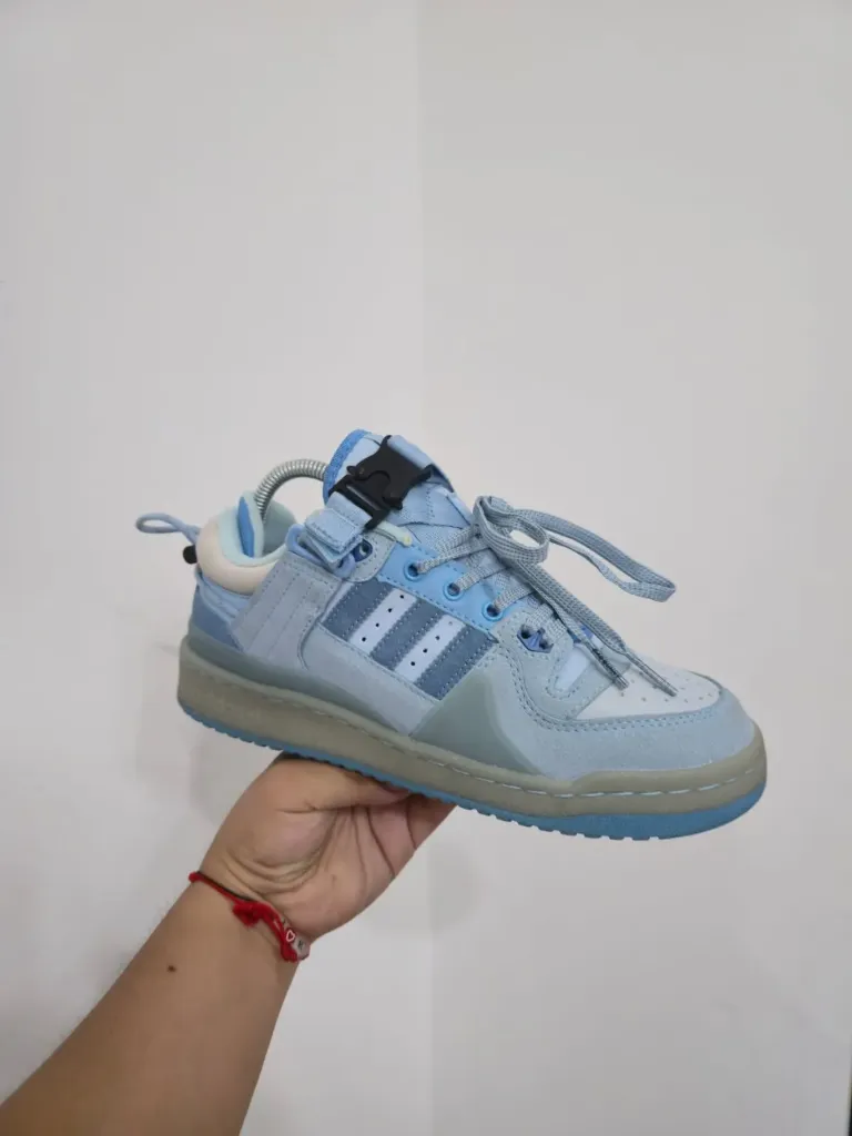 Sneaker Add x B.Bunny Estilo Forum Buckle Low (20)
