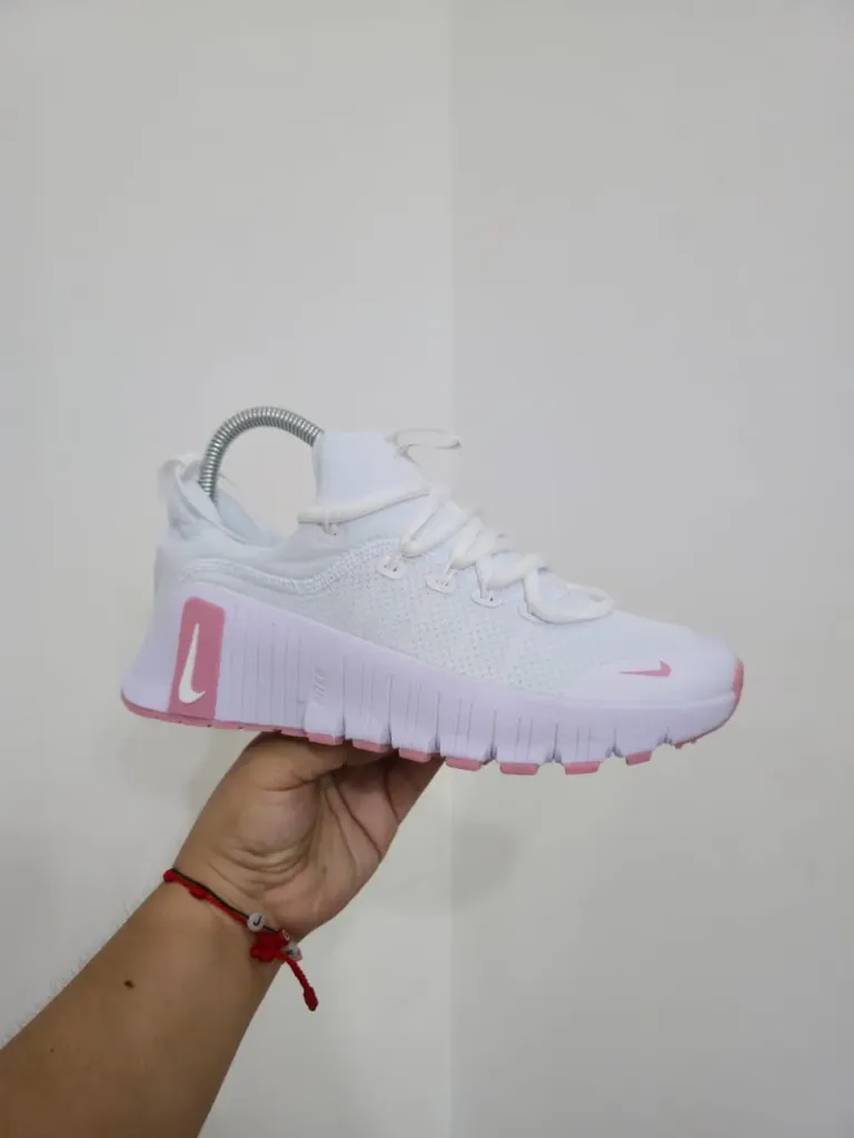 Sneaker NK Free Metcon 6 (20)
