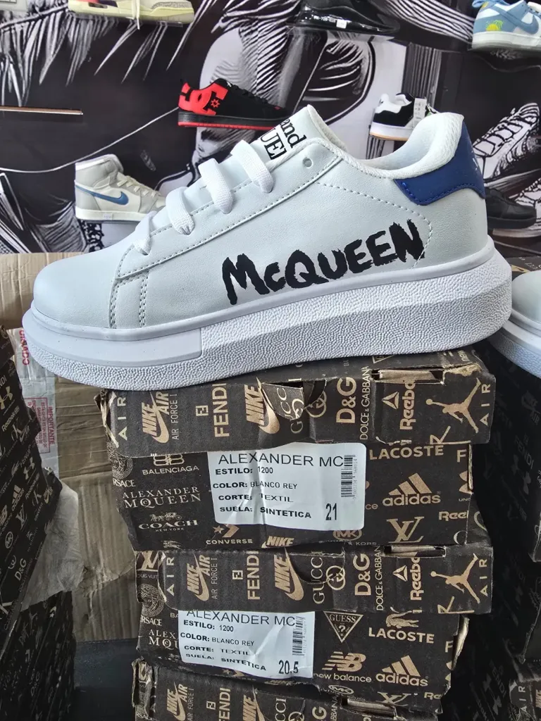 Sneaker A.McQ Kids (18, Blanco Cielo)