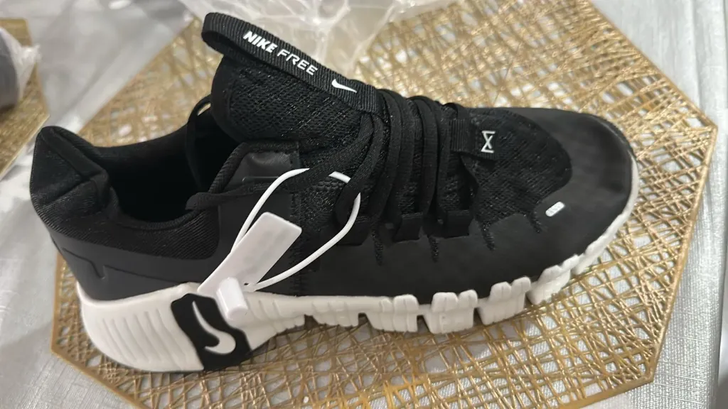 Sneaker NK Free Metcon 5